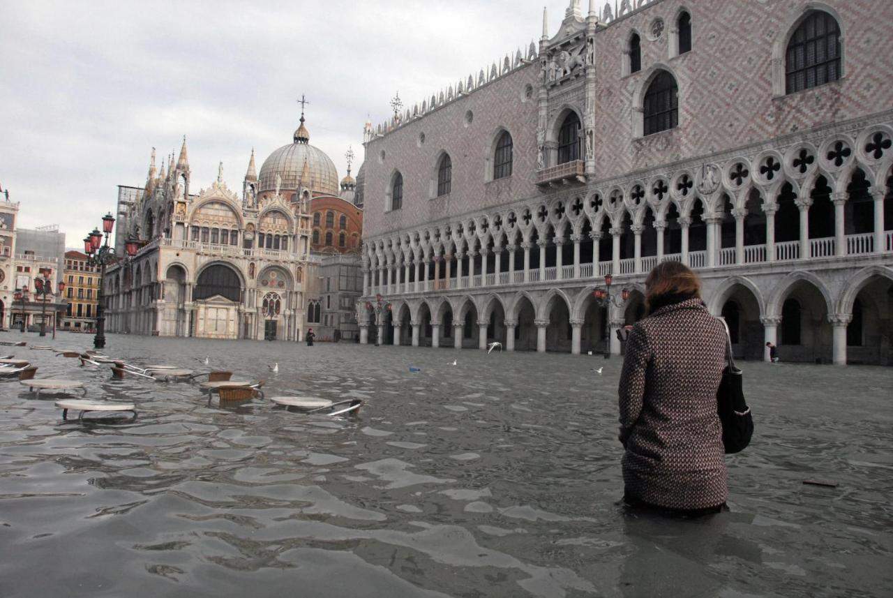 Raggio Di Sole Dietro Piazza San Marco 威尼斯 外观 照片
